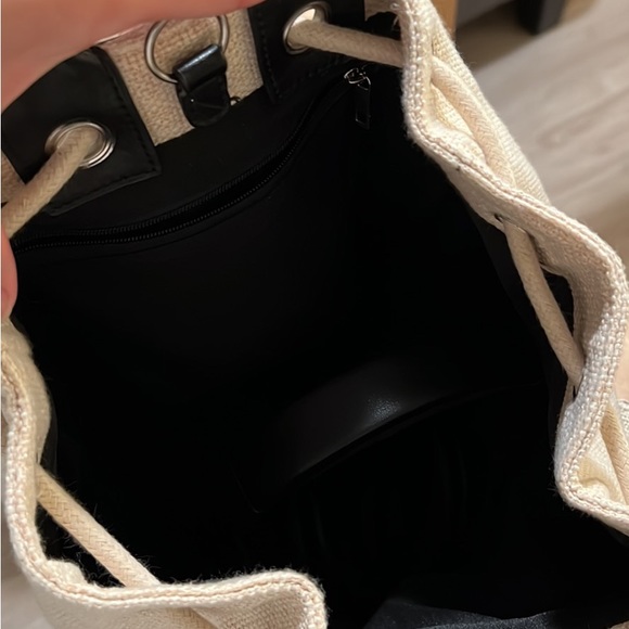 Purse Backpack - Picture 4 of 4